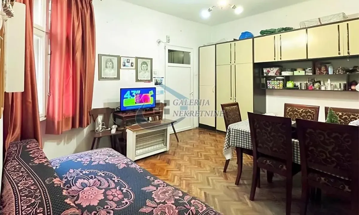 Sale, two bedroom apartment, 46m², Vračar Hram, Vračar Sve Podlokacije