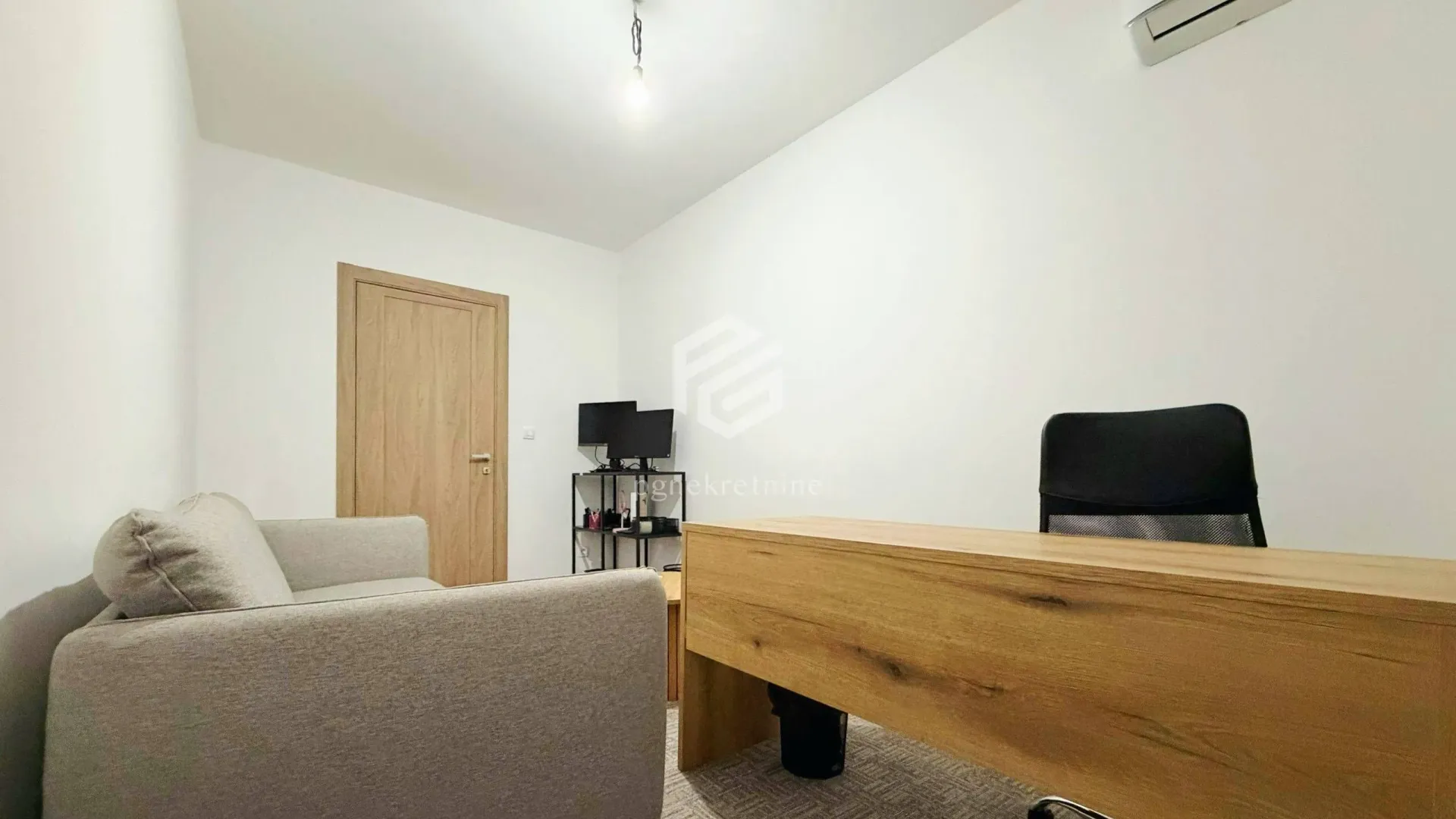 Rent, two bedroom apartment, 70m², Master Kvart, Podgorica