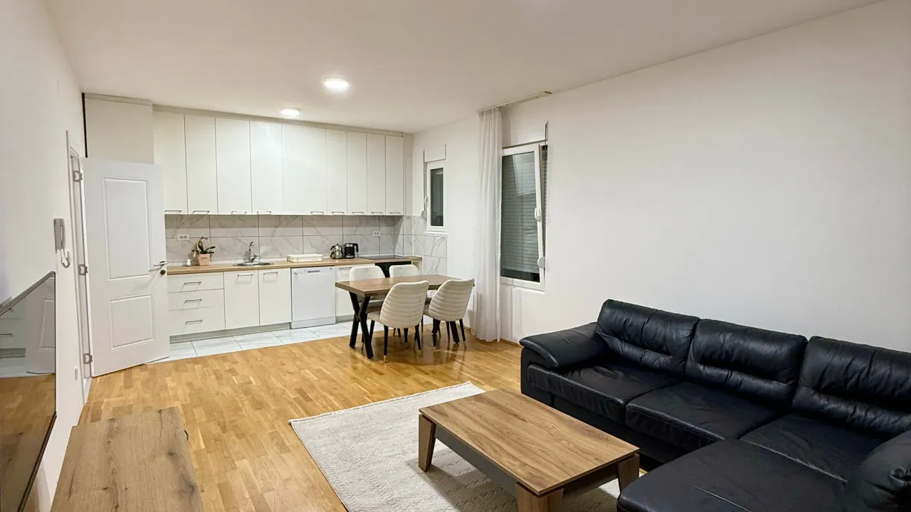 Rent, two bedroom apartment, 70m², City Kvart, Podgorica