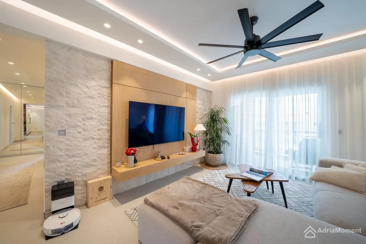 Prodaja, dvosoban stan, 122m², Marići, Tivat