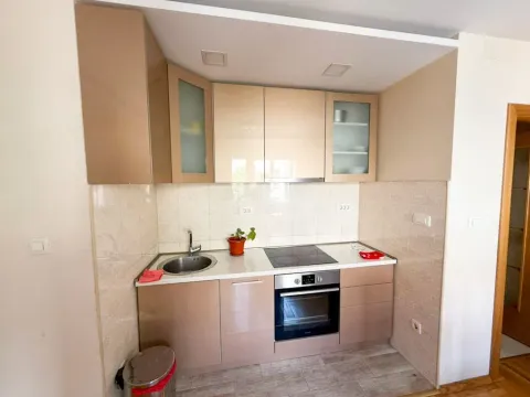 Rent, two bedroom apartment, 68m², Centar, Podgorica - image 5