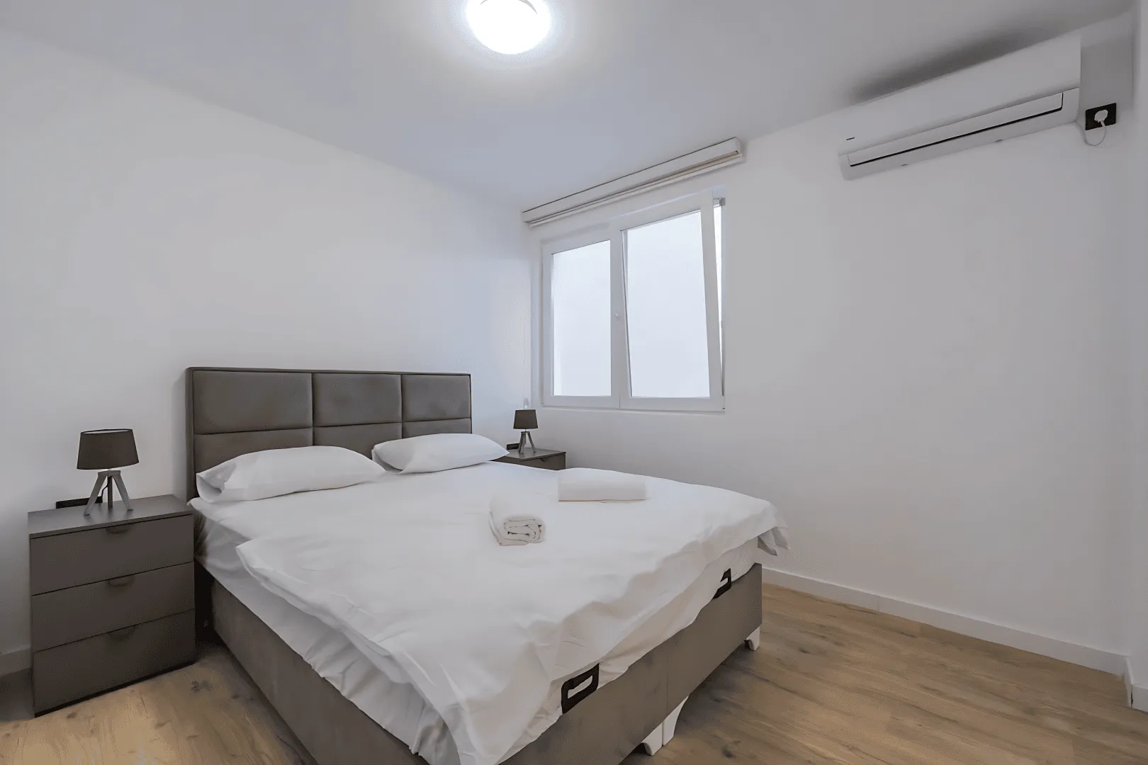 Prodaja, kuća, 293m², Markovići, Budva