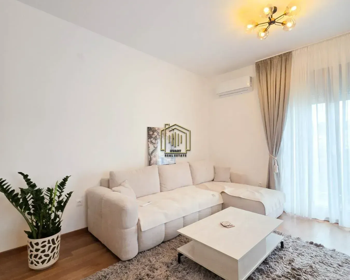 Izdavanje, jednosoban stan, 43m², Vezirov Most, Podgorica