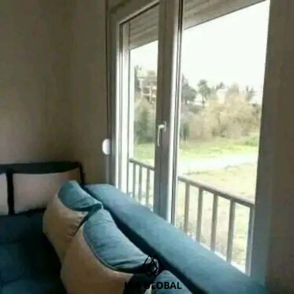 Izdavanje, garsonjera, 36m², Pobrežje, Podgorica
