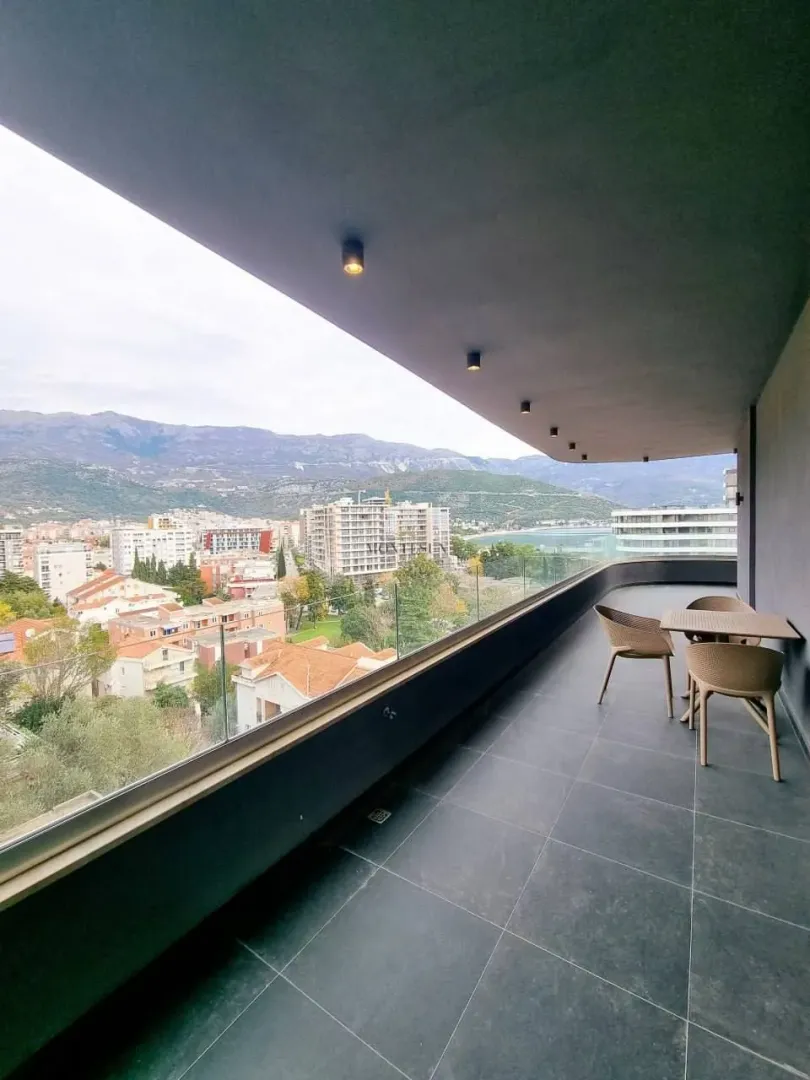 Rent, two bedroom apartment, 69m², Centar, Budva