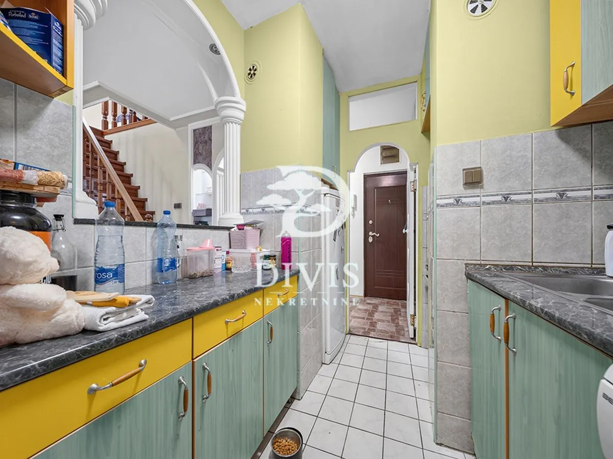 Prodaja, dvosoban stan, 66m², Južni Bulevar, Vračar Sve Podlokacije