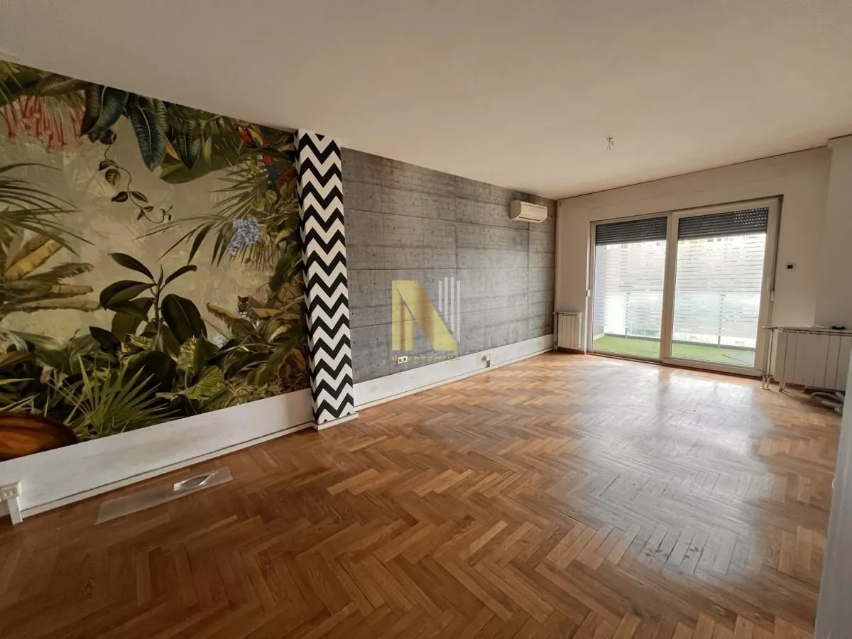 Izdavanje,  poslovni prostor, 136m2, Liman 3, Novi Sad, Novi Sad