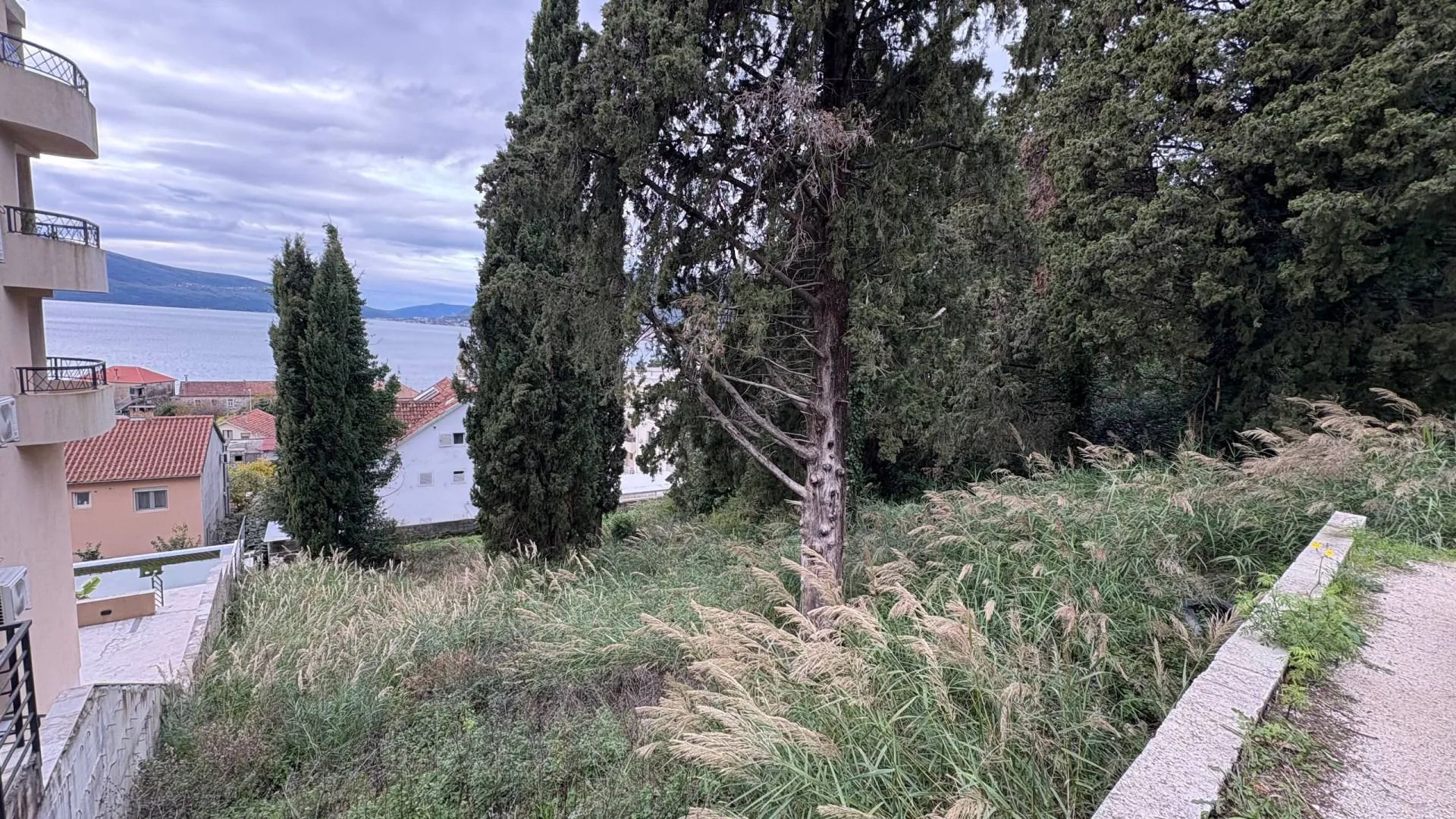 Prodaja, plac, 542m², Donja Lastva, Tivat