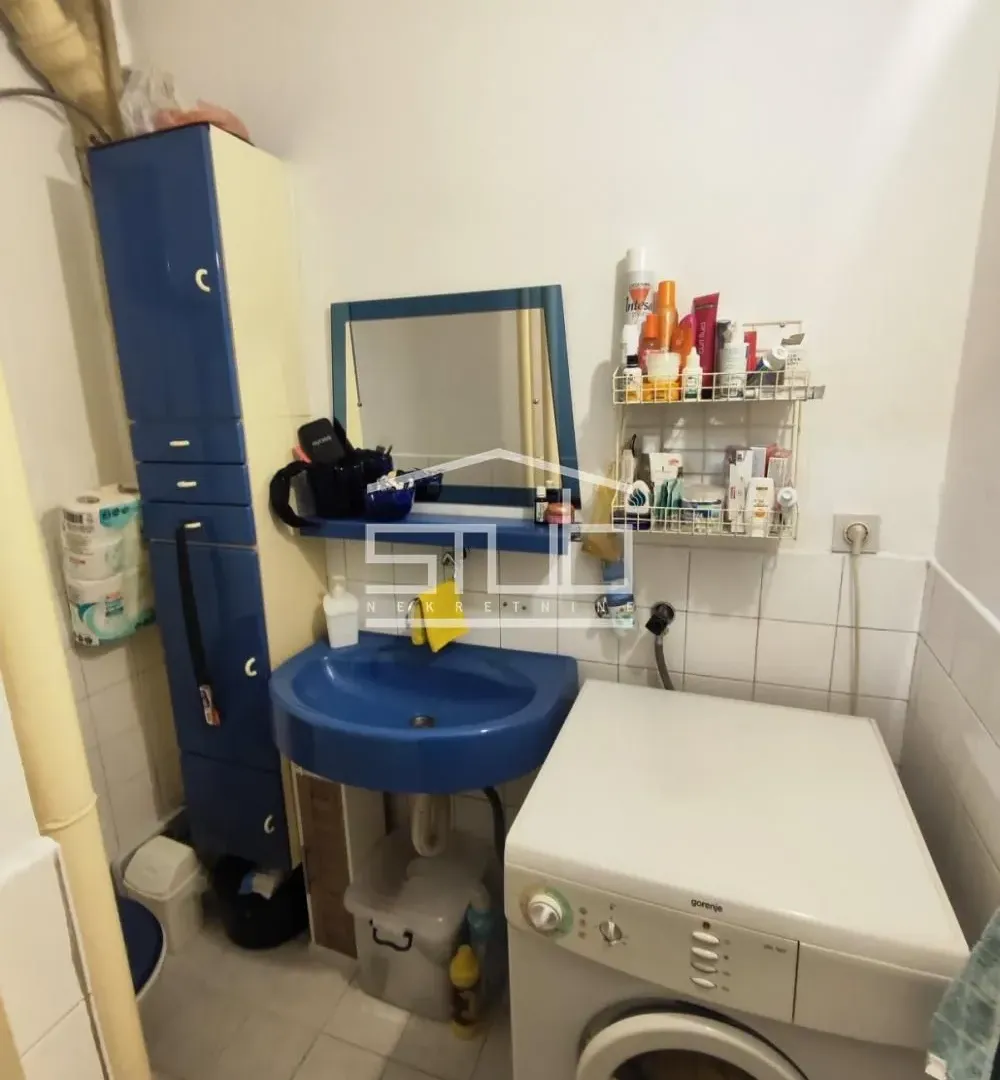Prodaja, trosoban stan, 81m², Novi Beograd Sve Podlokacije, Beograd