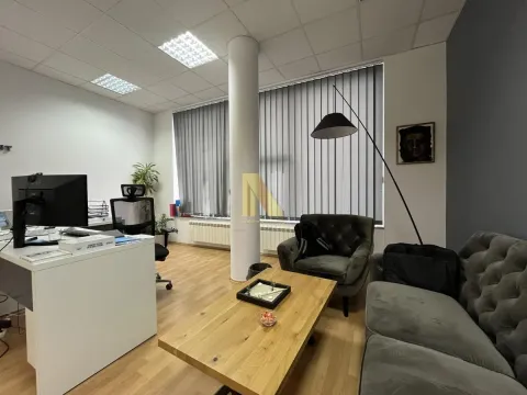 Rent, office space, 736m², Salajka, Novi Sad Sve Podlokacije - image 31