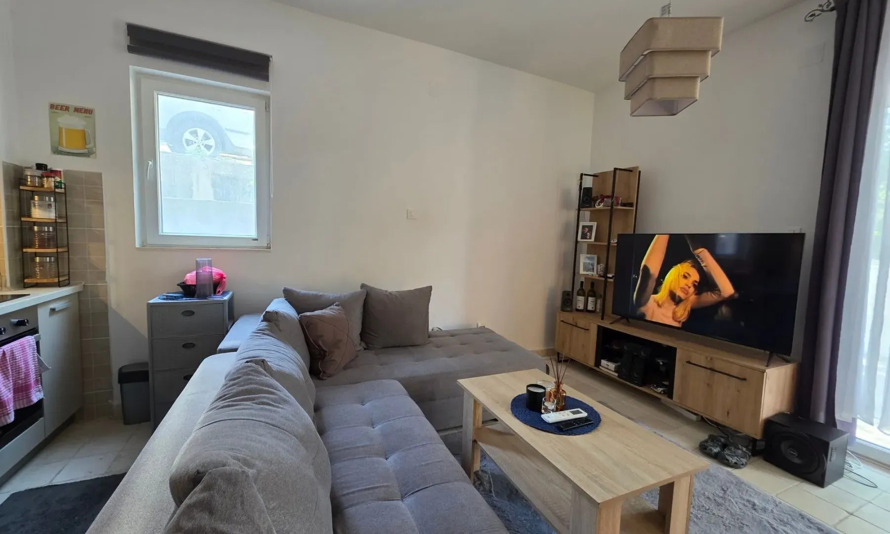 Rent, one bedroom apartment, 47m², Bečići, Budva