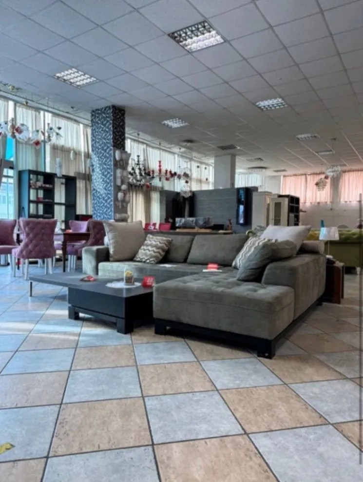 Rent, office space, 2500m², Zeta, Podgorica