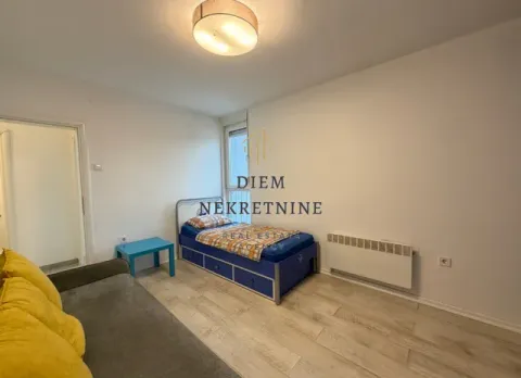 Rent, two bedroom apartment, 75m², Preko Morače, Podgorica - image 3