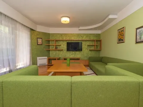 Sale, three bedroom apartment, 137m², Podgorica, Crna Gora - image 2
