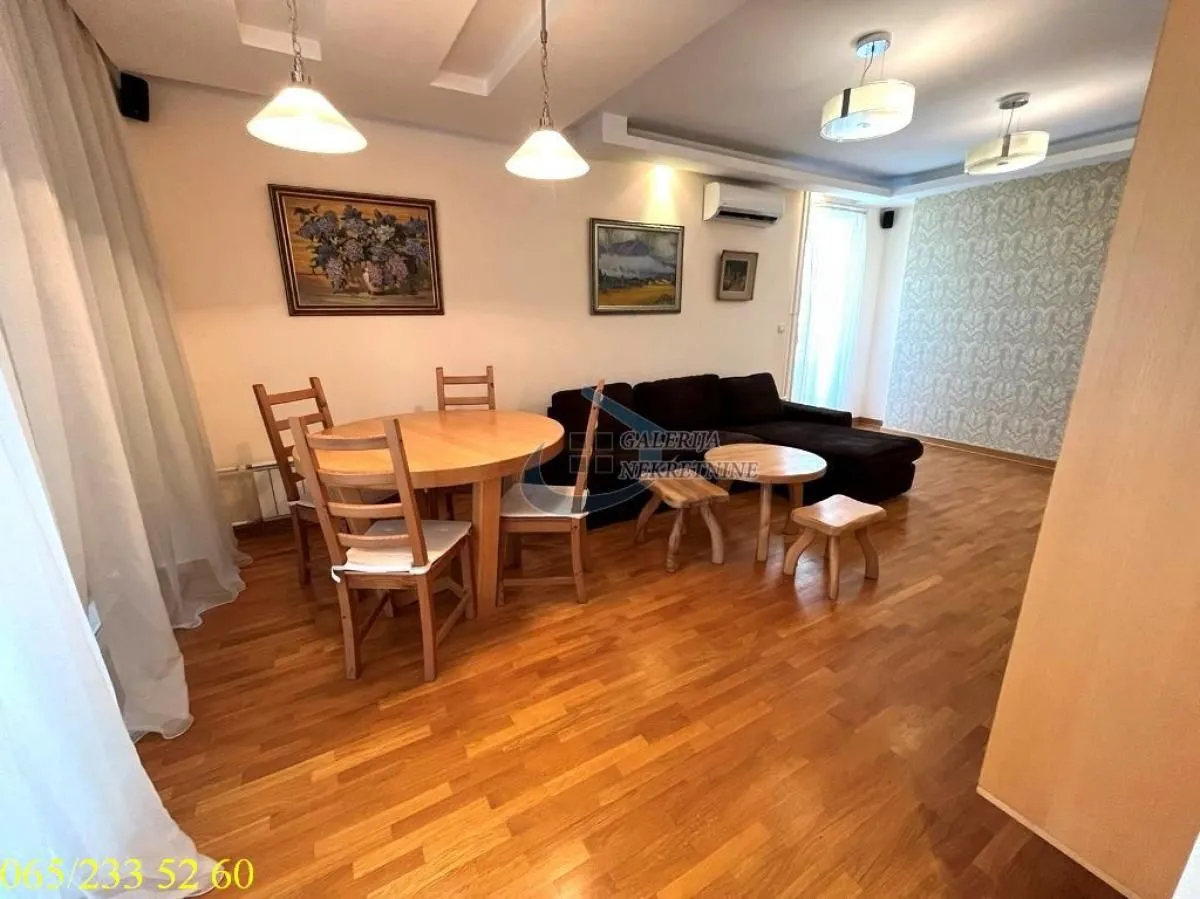 Sale, three bedroom apartment, 106m², Novi Beograd Blok 67, Novi Beograd Sve Podlokacije