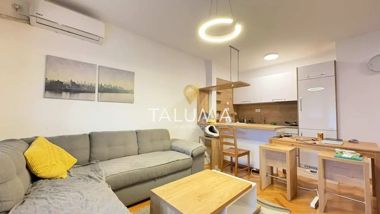 Prodaja, jednosoban stan, 42m², Preko Morače, Podgorica