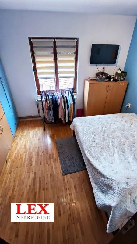 Sale, four bedroom apartment, 93m², Borča 1, Borča Sve Podlokacije