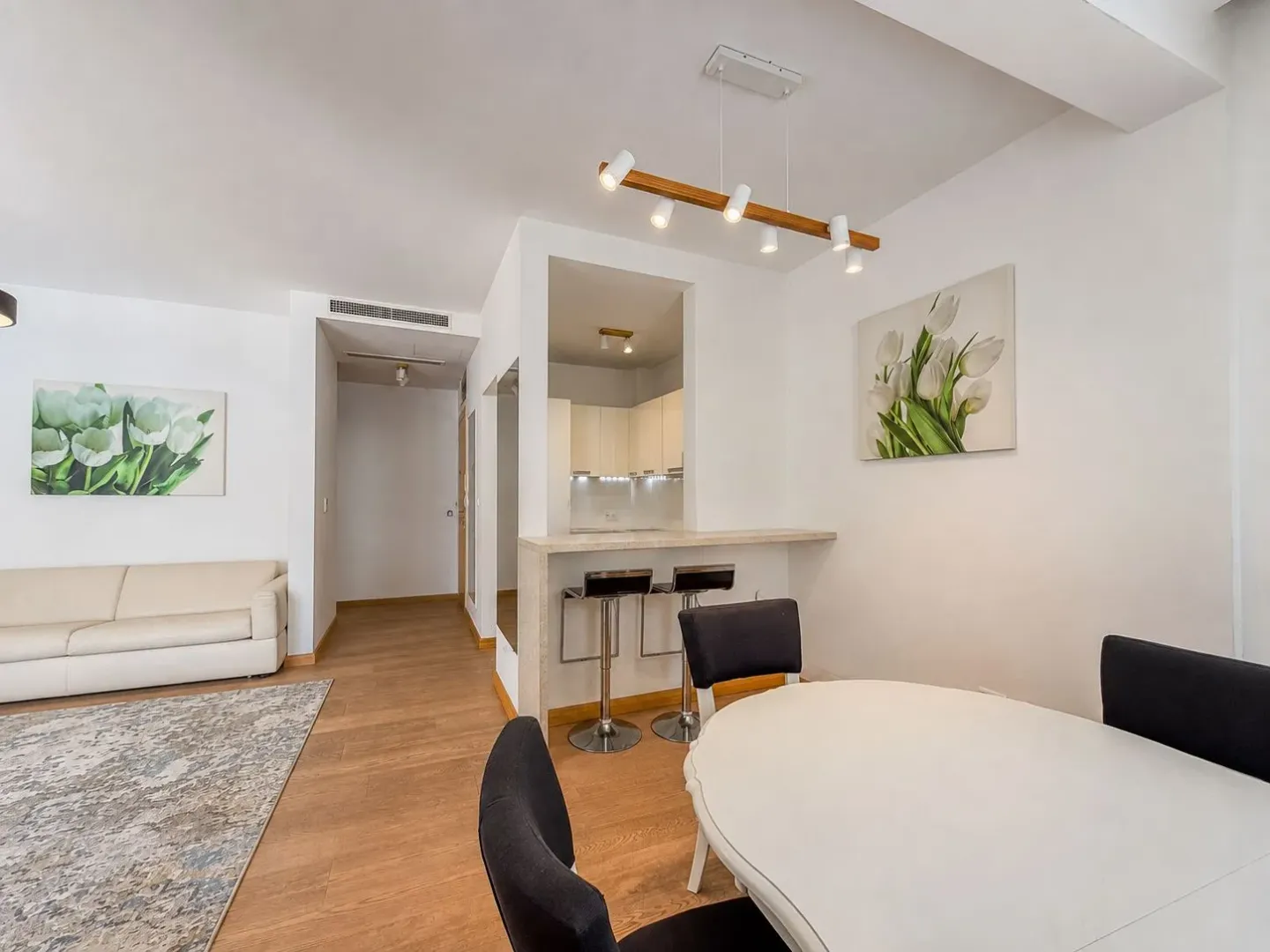 Sale, two bedroom apartment, 77m², Centar, Budva