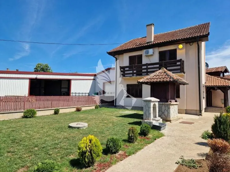 Sale, house, 716m², Velika Krsna, Mladenovac