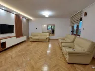 Izdavanje, kuća, 160m², Savski Venac, Beograd - image 2