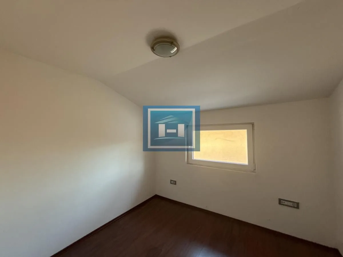 Sale, house, 350m², Centar, Jagodina