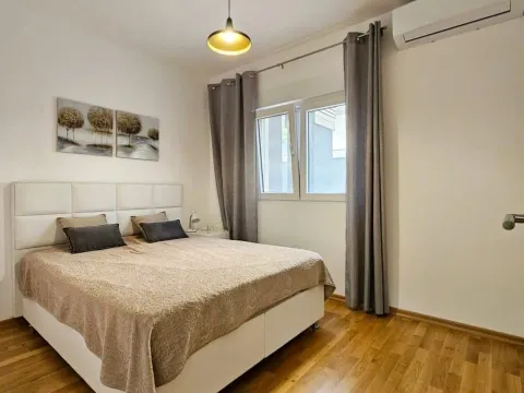 Izdavanje, dvosoban stan, 78m², Budva okolina, Budva - image 5