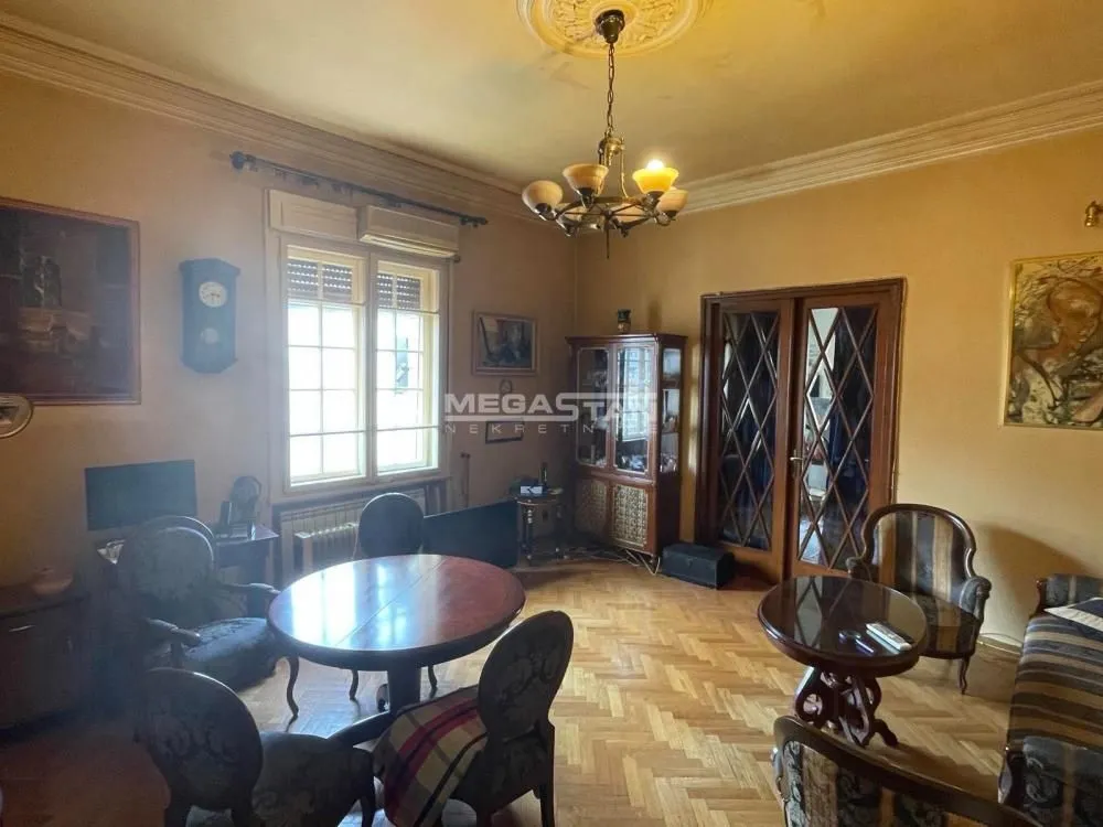 Prodaja, trosoban stan, 76m², Vračar Sve Podlokacije, Beograd
