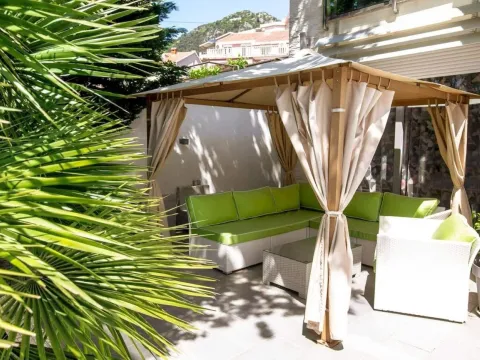 Sale, house, 300m², Podkošljun, Budva - image 8