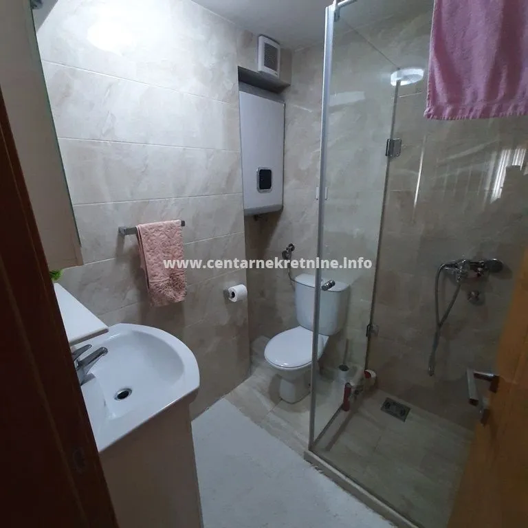 Prodaja, četvorosoban stan, 153m², Zabjelo, Podgorica