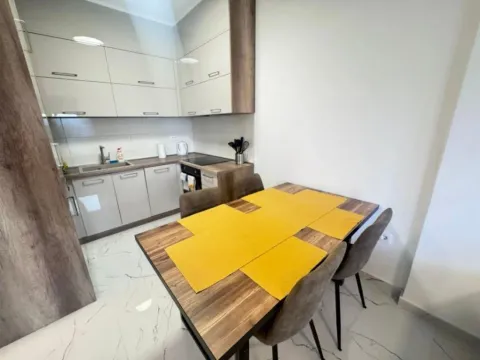 Sale, one bedroom apartment, 43m², Tivat, Crna Gora - image 1