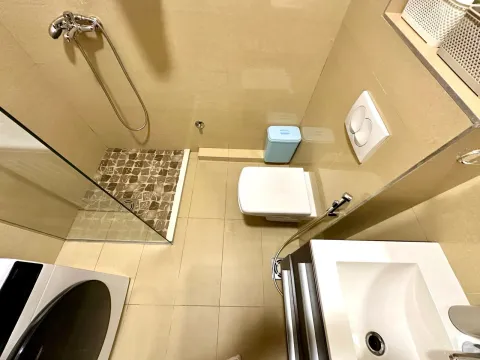 Sale, one bedroom apartment, 53m², Dobrota, Kotor - image 4