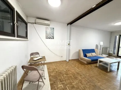 Izdavanje, trosoban stan, 75m², Tašmajdan, Palilula Sve Podlokacije - image 4