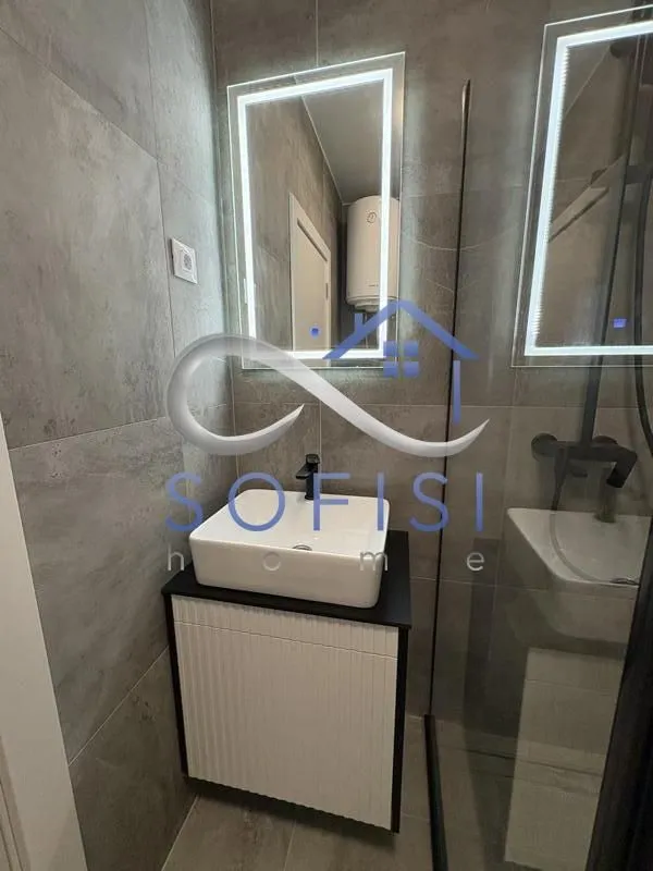 Izdavanje, dvosoban stan, 40m², Grbavica, Novi Sad Sve Podlokacije