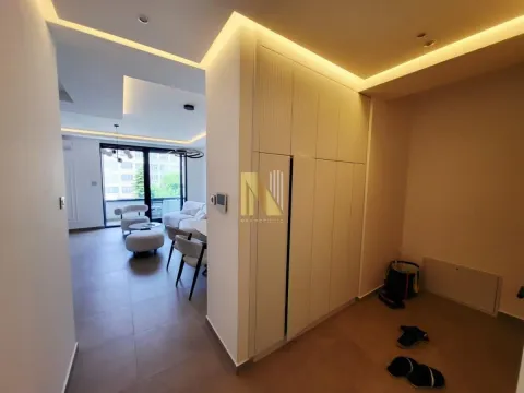Izdavanje, trosoban stan, 73m², Centar, Novi Sad - image 10