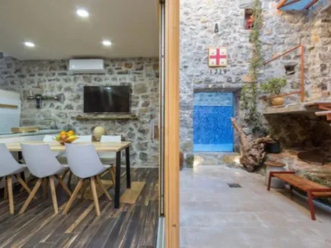 Prodaja, kuća, 100m², Đuraševići, Tivat - image 13