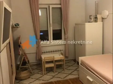 Rent, two bedroom apartment, 50m², Vračar Sve Podlokacije, Beograd - image 8