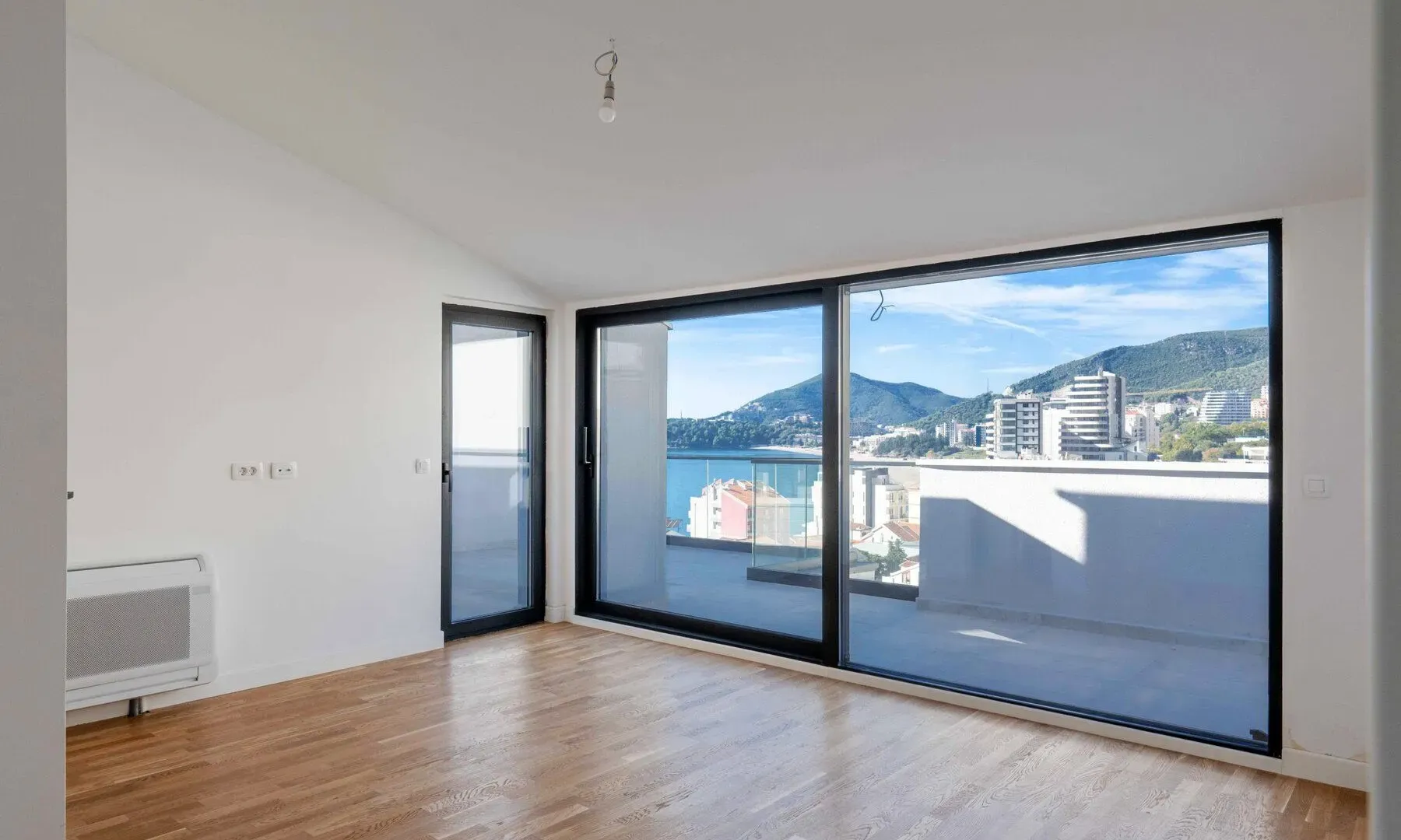 Sale, three bedroom apartment, 204m², Rafailovići, Budva