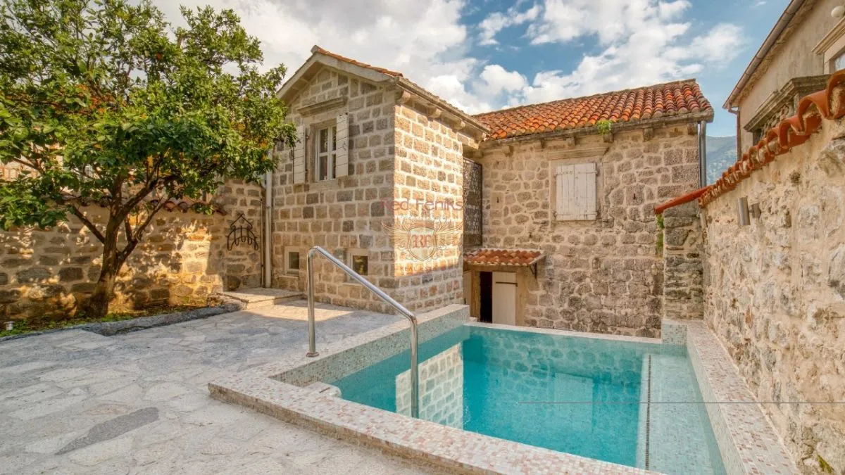 Prodaja, kuća, 160m², Kotor, Crna Gora