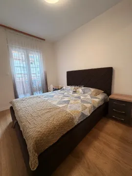 Rent, one bedroom apartment, 50m², Central Point, Podgorica - image 9