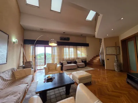 Sale, four bedroom apartment, 281m², Podgorica, Crna Gora - image 19
