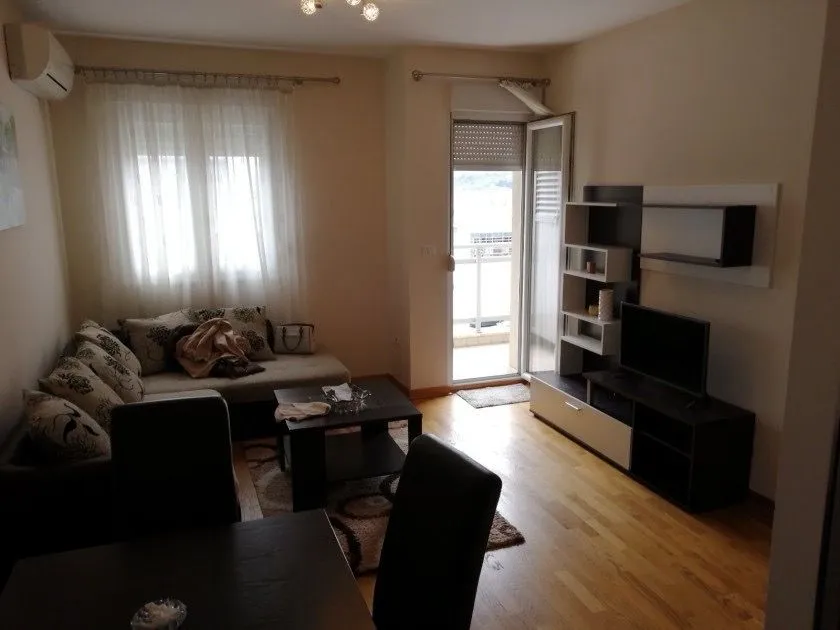 Rent, one bedroom apartment, 43m², City Kvart, Podgorica