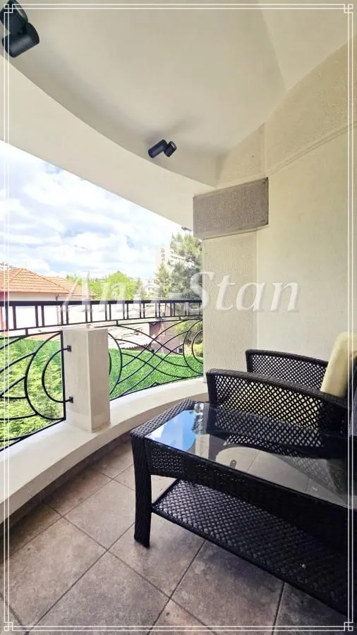 Rent, house, 290m², Voždovac Sve Podlokacije, Beograd