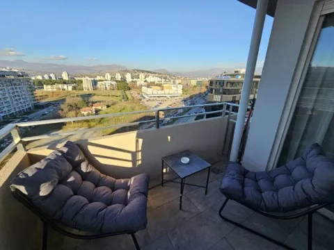 Izdavanje, dvosoban stan, 73m², Central Point, Podgorica - image 10