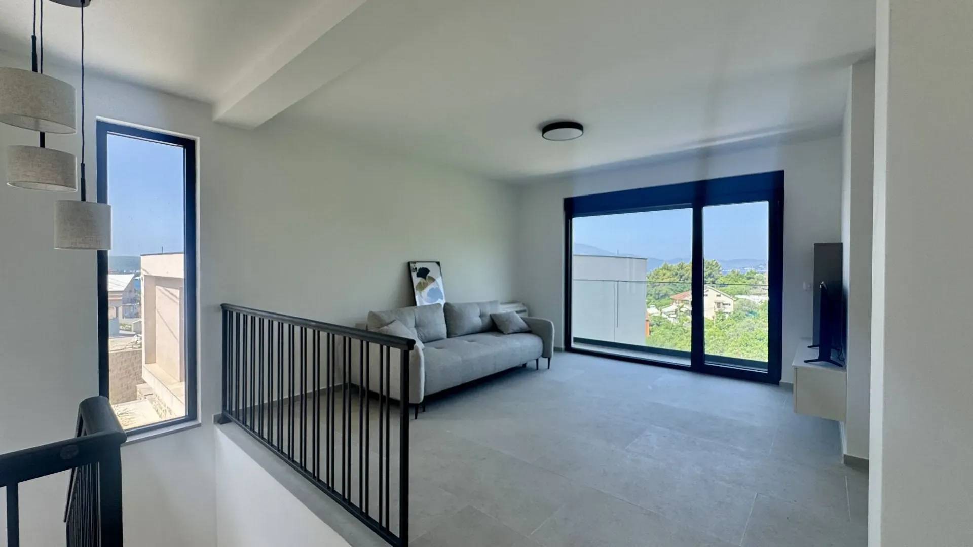 Rent, two bedroom apartment, 86m², Kava, Tivat