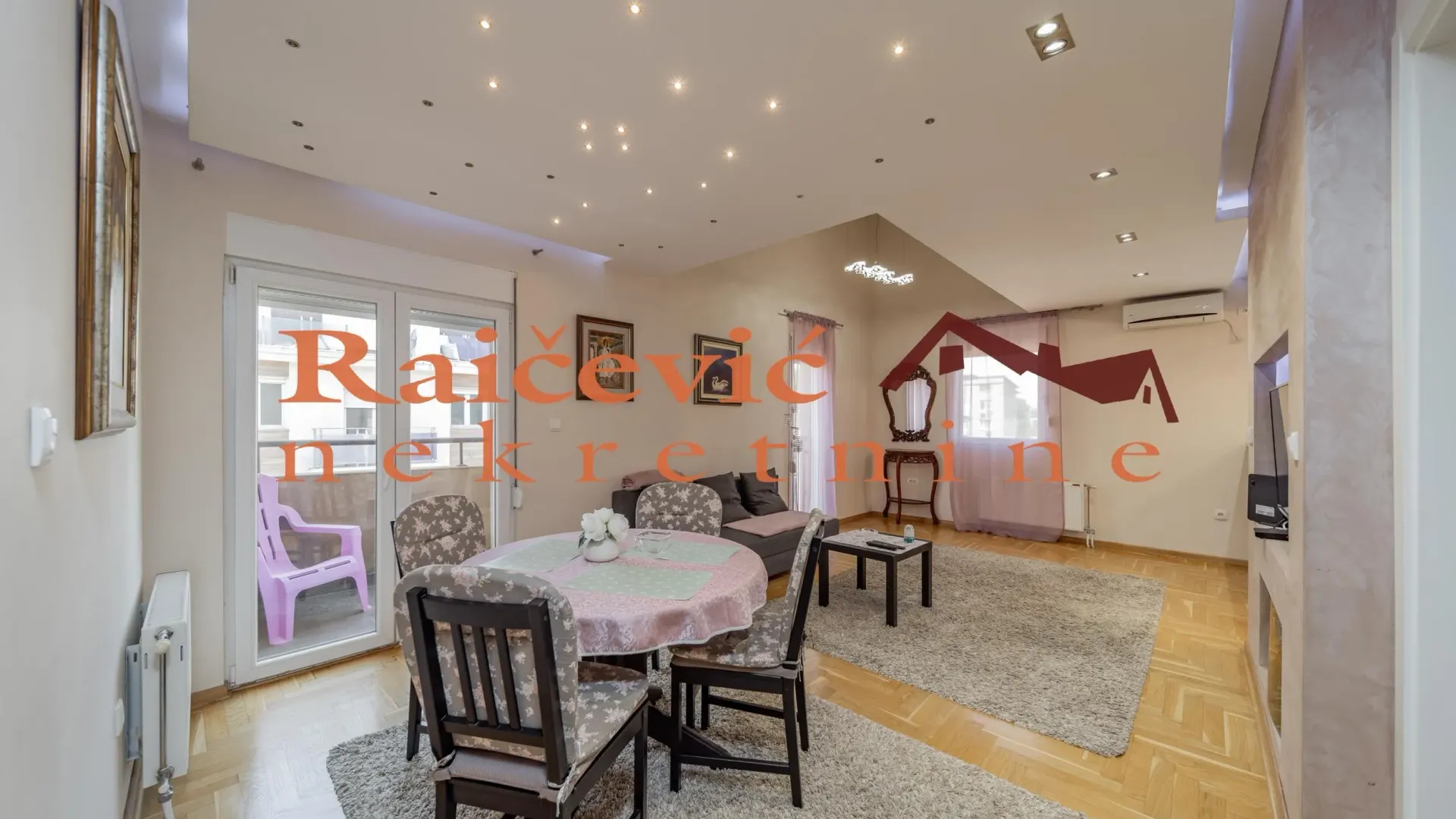 Prodaja, trosoban stan, 84m², Zemun Gornji Grad, Zemun Sve Podlokacije