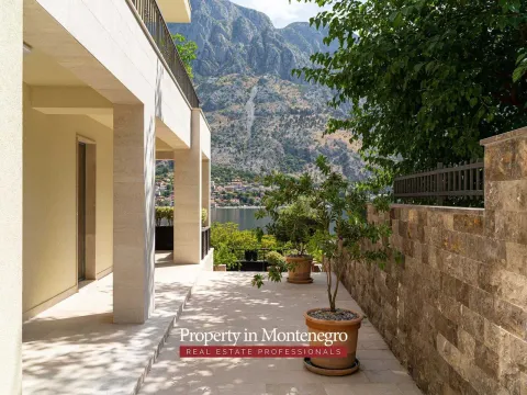 Prodaja, kuća, 520m², Muo, Kotor - image 8