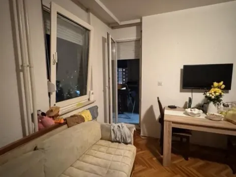 Rent, studio apartment, 36m², Sajmište, Novi Sad - image 3