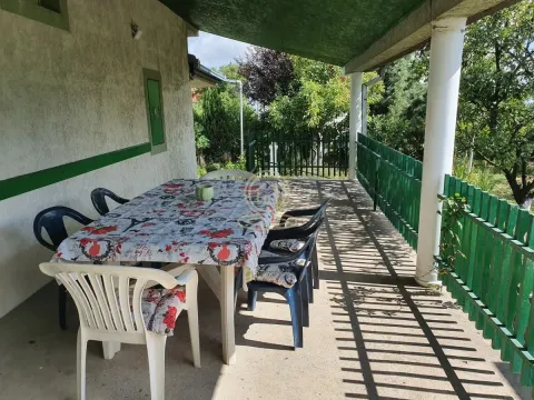 Izdavanje, kuća, 130m², Novi Slankamen, Inđija - image 11