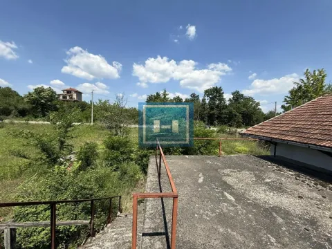 Prodaja, kuća, 167m², Lipar, Jagodina - image 18