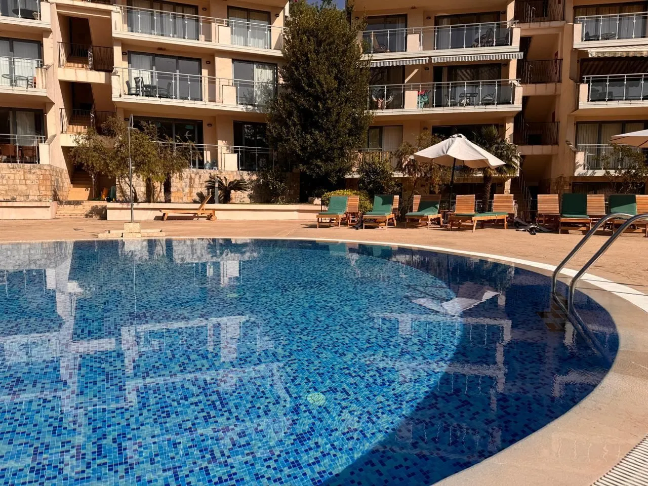 Izdavanje, jednosoban stan, 47m², Pržno, Budva